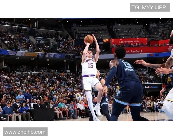 湖人对决灰熊精彩回顾一月四日的激烈比赛瞬间与球员表现分析