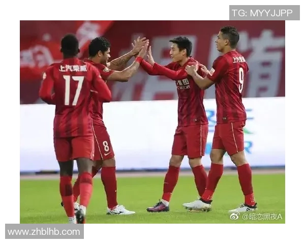 中超联赛精彩对决上港迎战北京人和全力争胜展现球队实力